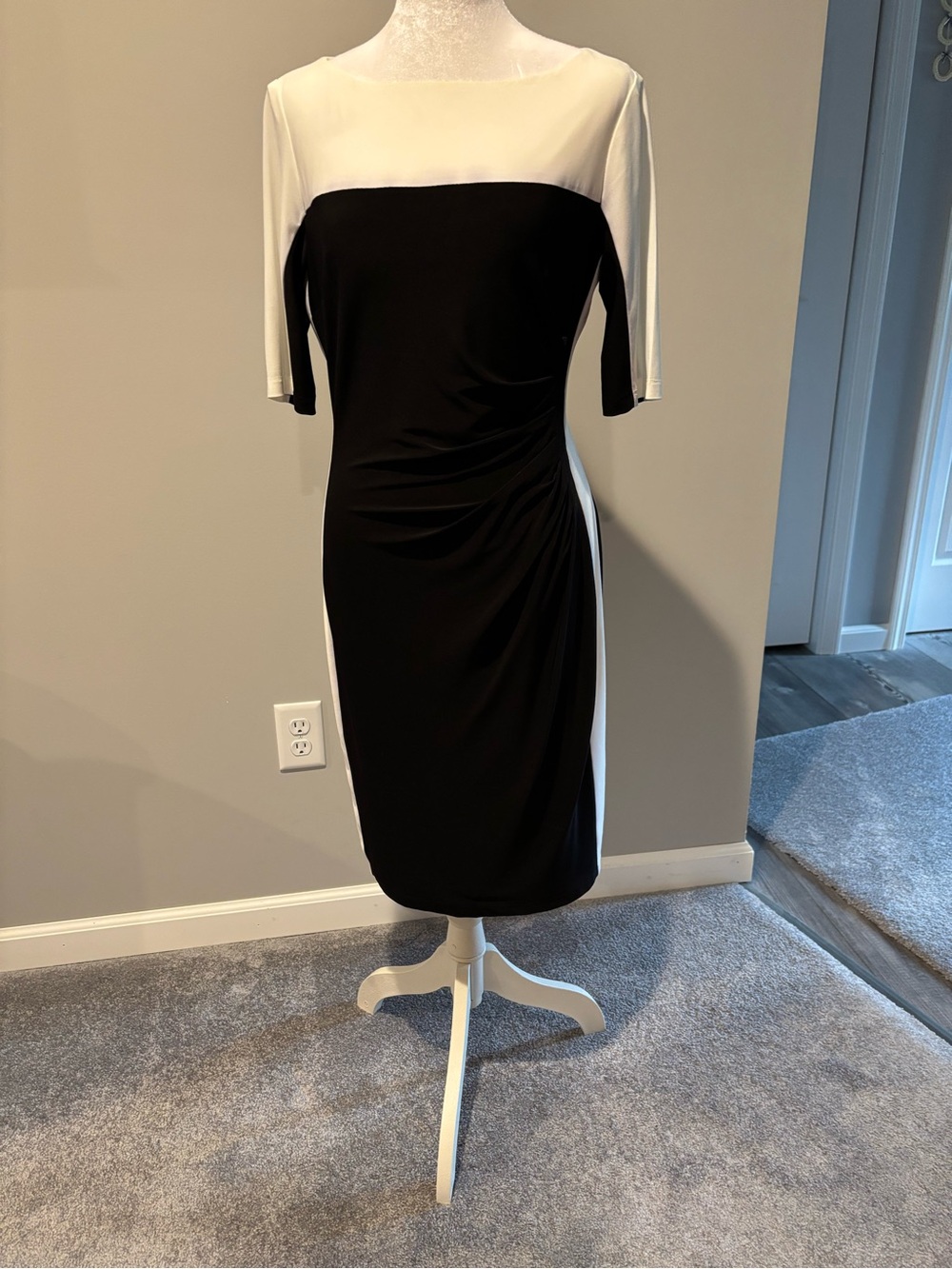 Chaps Black and White Colorblock Midi Sheath Dress